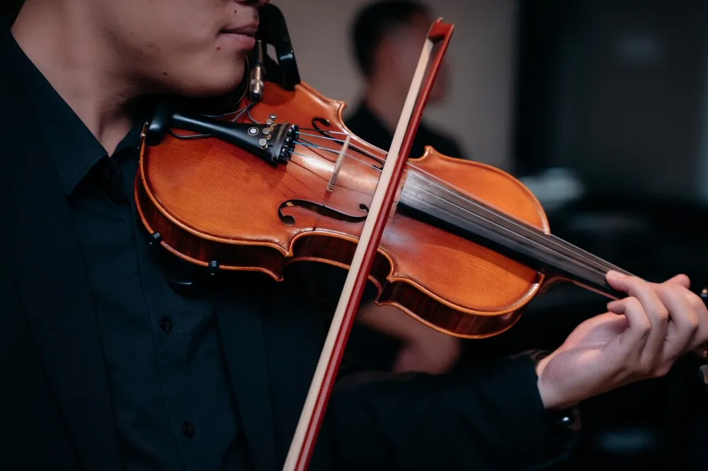 Romantic Live Music for Valentine’s Night